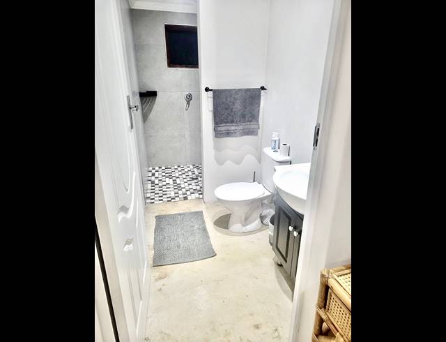 3 BEDROOM APARTMENT FOR SALE IN IVY BEACH